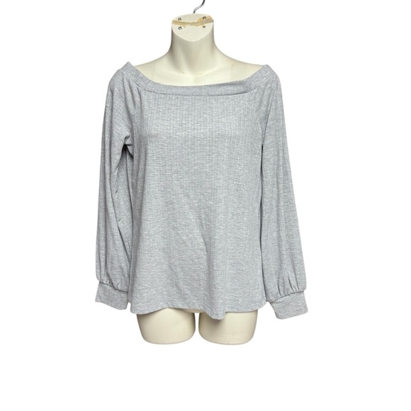 Nine West size medium  Gray Off-Shoulder Top long sleeve - Picture 1 of 8